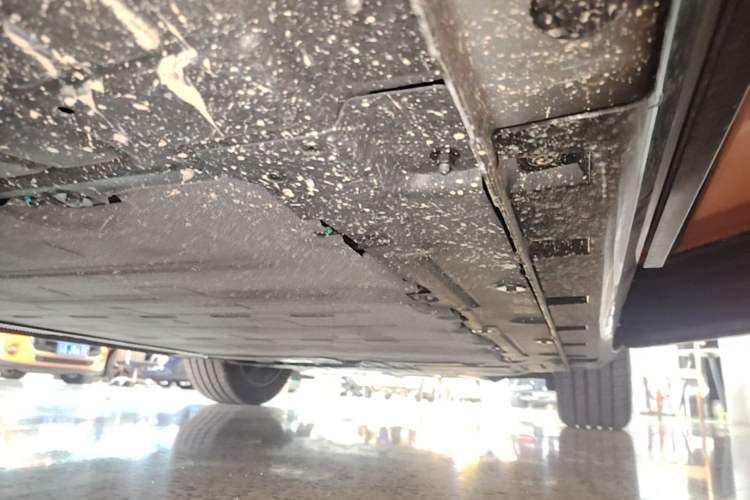 Used Hima H5 2025 Model Range-Extending Max Right Side Sill