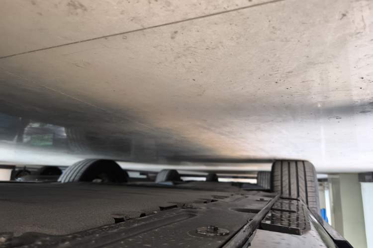Used Hima H5 2025 Model Range-Extending Max Right Side Sill