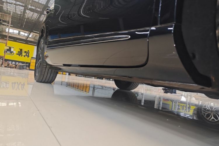 Used Hima H5 2025 Model Range-Extending Max Right Side Sill