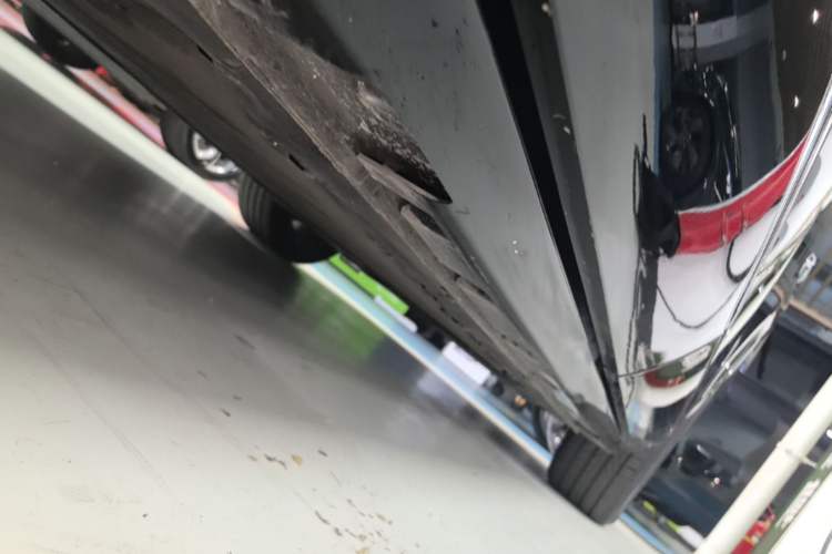 Used Hima H5 2025 Model Range-Extending Max Right Side Sill