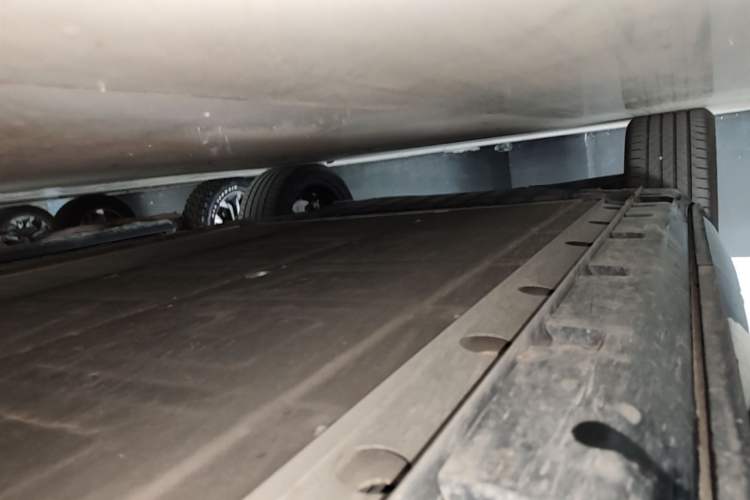 Used Hima H5 2025 Model Pure Electric Max Long Range Right Side Sill