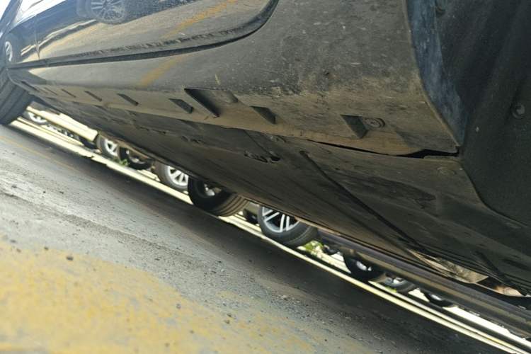 Used Hima H5 2025 Model Range-Extending Max Right Side Sill