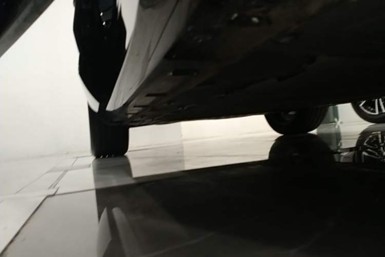 Used Hima H5 2025 Model Range-Extending Max Right Side Sill