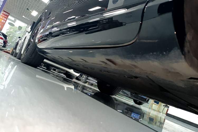 Used Hima H5 2025 Model Range-Extending Max Right Side Sill