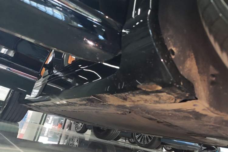 Used Hima H5 2025 Model Range-Extending Max Right Side Sill