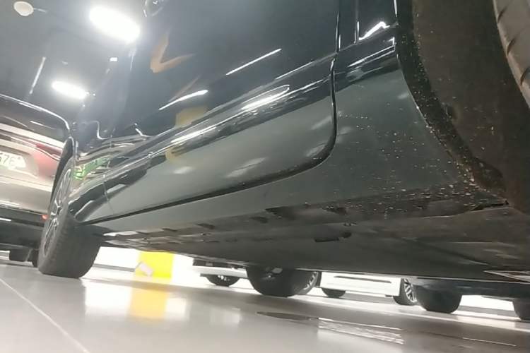 Used Hima H5 2025 Model Range-Extending Max Right Side Sill