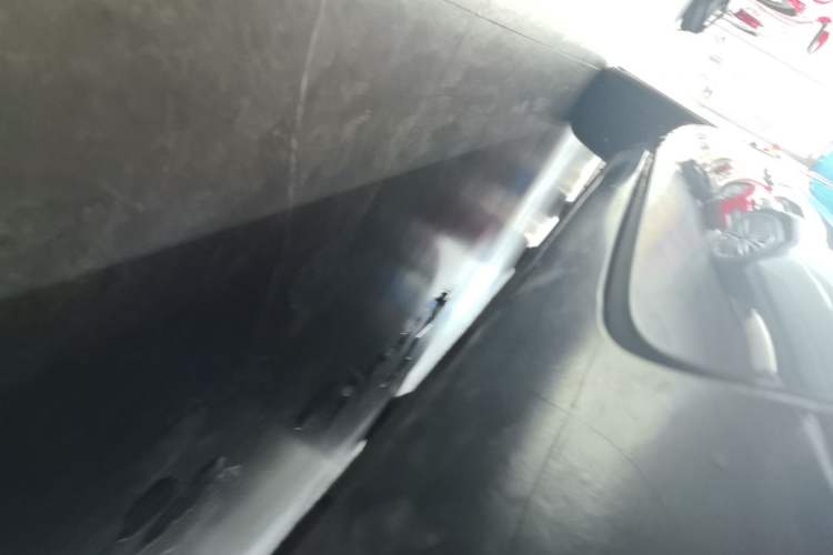 Used Hima H5 2025 Model Range-Extending Max Right Side Sill