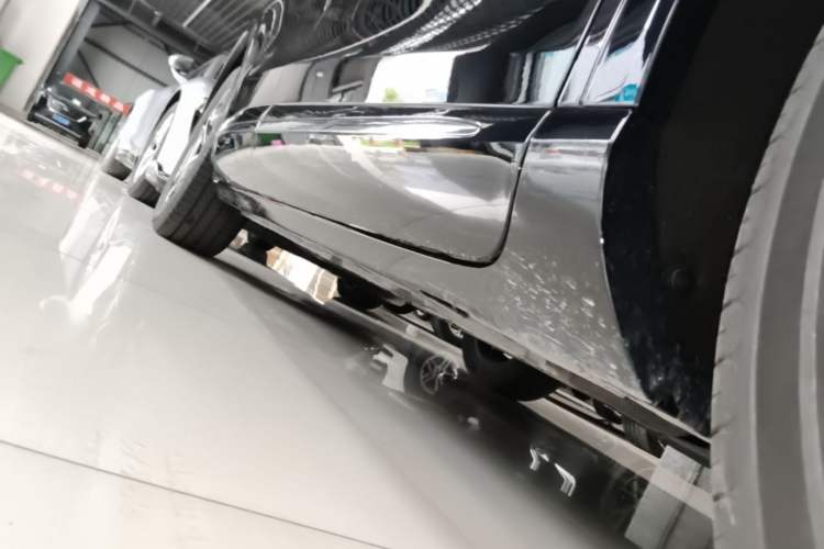 Used Hima H5 2025 Model Range-Extending Max Right Side Sill