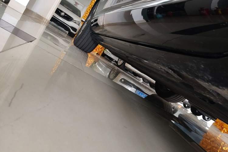 Used Hima H5 2025 Model Range-Extending Max Right Side Sill