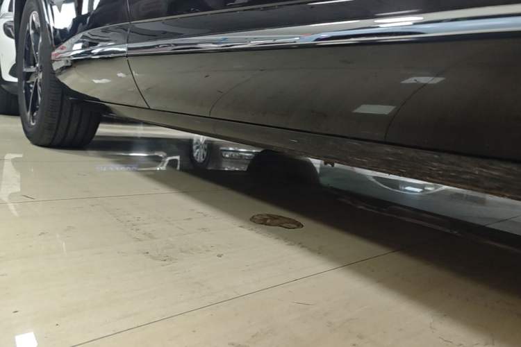 Used Hima H5 2025 Model Range-Extending Max Right Side Sill