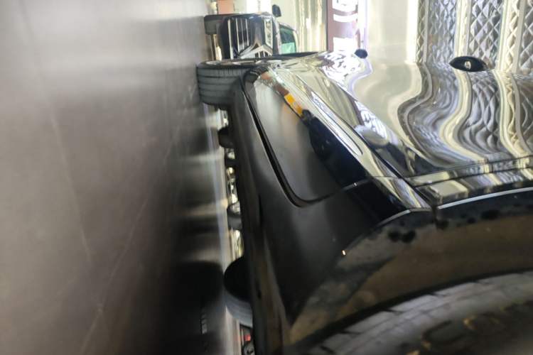 Used Hima H5 2025 Model Range-Extending Max Right Side Sill