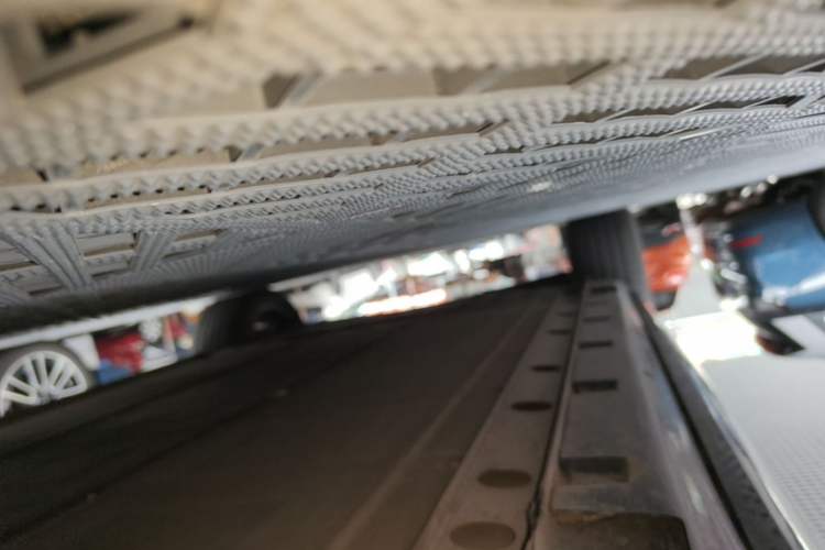 Used Hima H5 2025 Model Pure Electric Max Long Range Right Side Sill