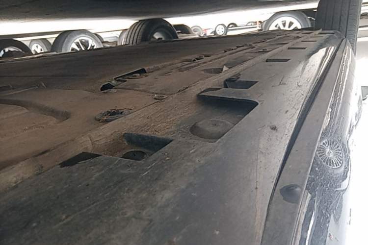 Used Hima H5 2025 Model Range-Extending Max Right Side Sill