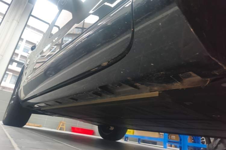 Used Hima H5 2025 Model Pure Electric Max Long Range Right Side Sill