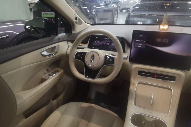 Used Hima H5 2025 Model Pure Electric Max Long Range Steering Wheel