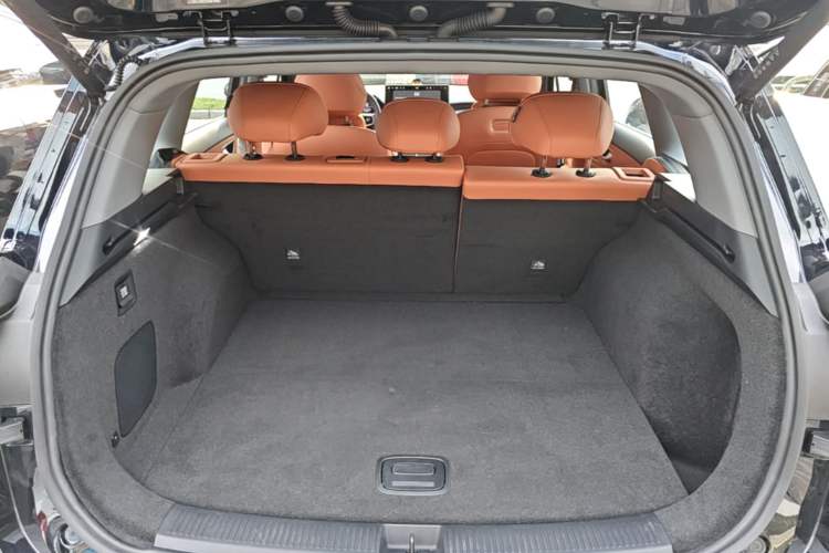 Used Hima H5 2025 Model Range-Extending Max Trunk