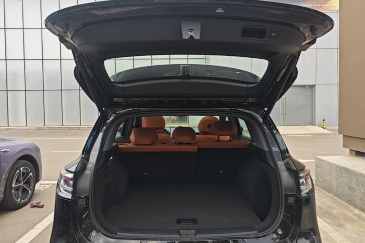 Used Hima H5 2025 Model Range-Extending Max Trunk