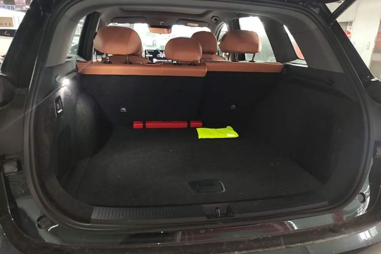 Used Hima H5 2025 Model Range-Extending Max Trunk