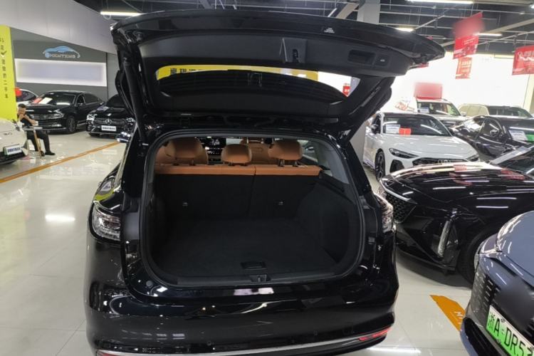 Used Hima H5 2025 Model Range-Extending Max Trunk