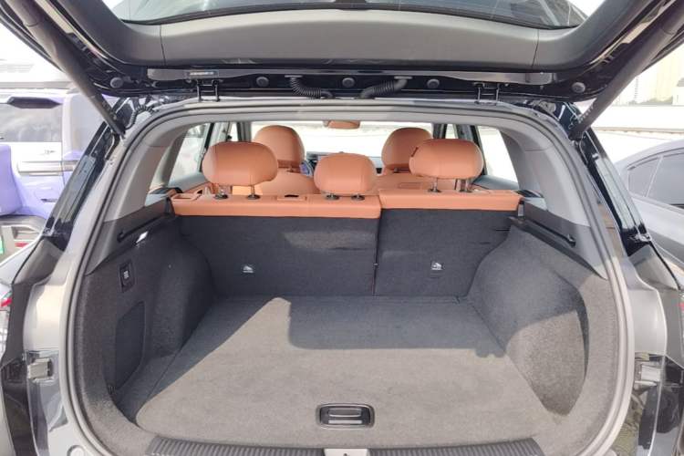 Used Hima H5 2025 Model Range-Extending Max Trunk