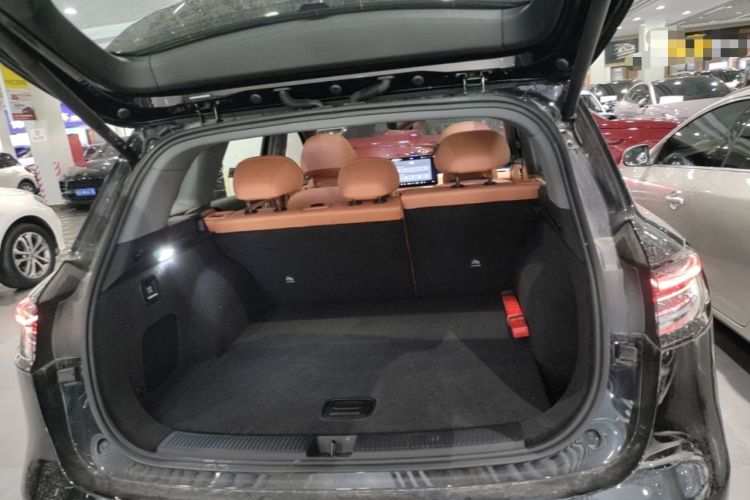 Used Hima H5 2025 Model Range-Extending Max Trunk