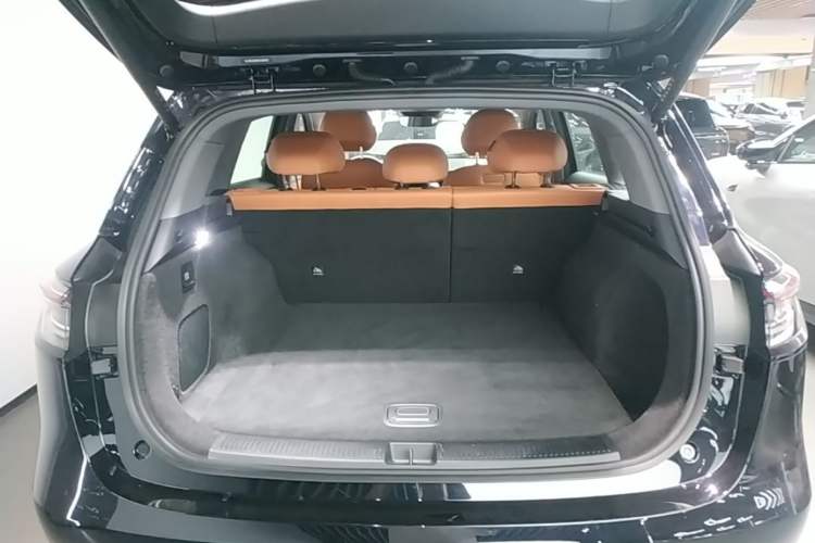Used Hima H5 2025 Model Range-Extending Pro Trunk