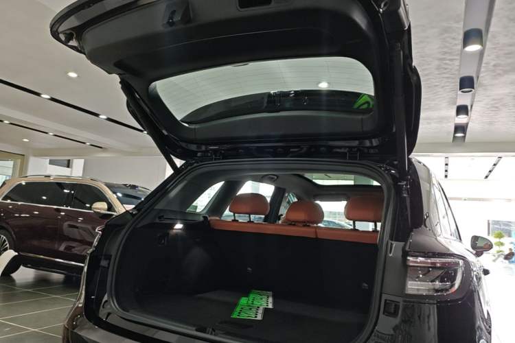 Used Hima H5 2025 Model Range-Extending Max Trunk