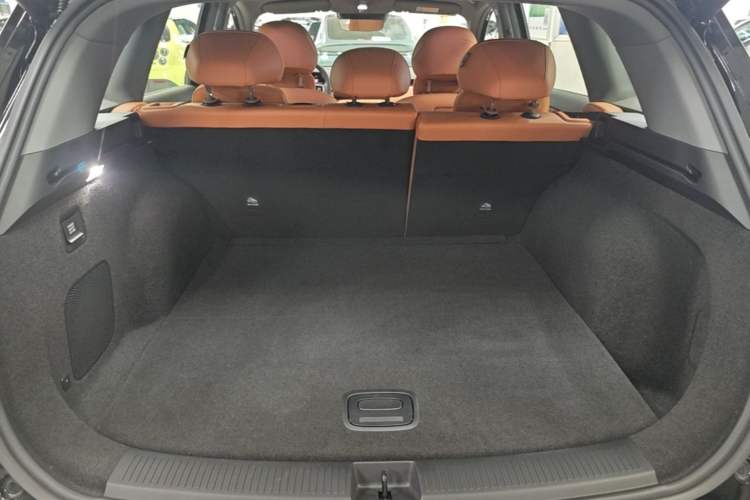 Used Hima H5 2025 Model Range-Extending Max Trunk