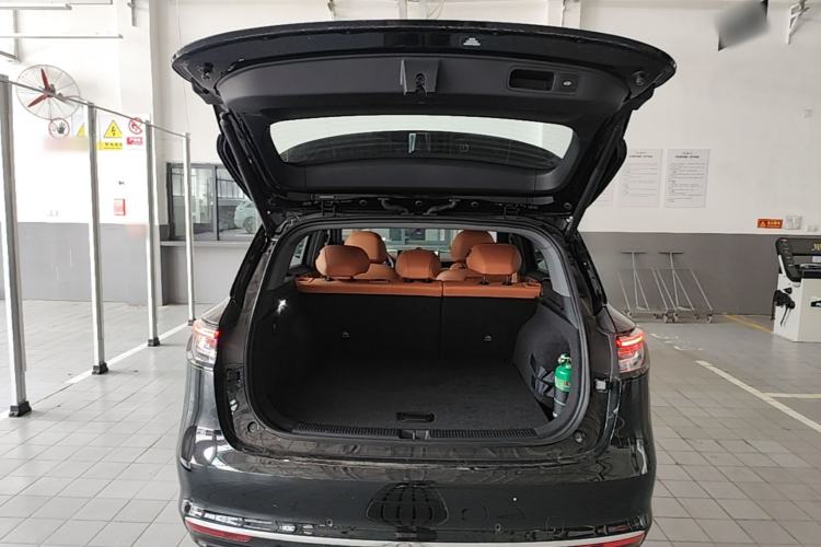 Used Hima H5 2025 Model Range-Extending Max Trunk