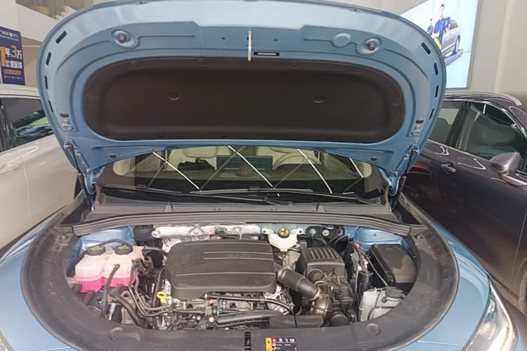 Used Hima H5 2025 Model Range-Extending Max Engine Bay