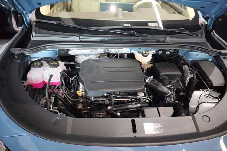 Used Hima H5 2025 Model Range-Extending Max Engine Bay