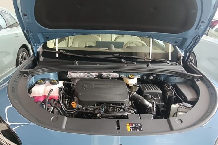 Used Hima H5 2025 Model Range-Extending Max Engine Bay