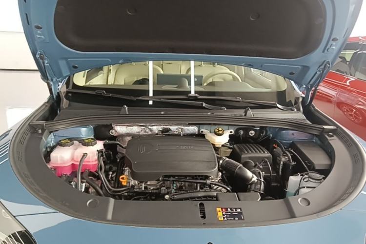Used Hima H5 2025 Model Range-Extending Max Engine Bay