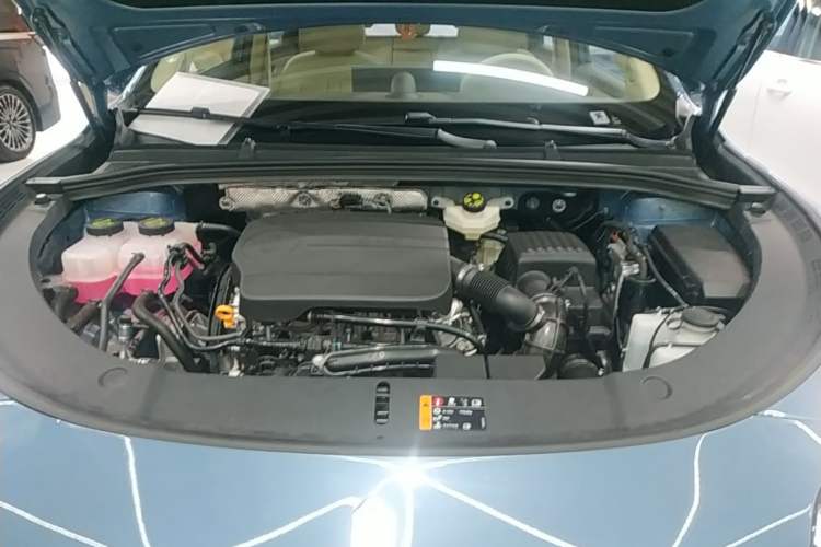 Used Hima H5 2025 Model Range-Extending Max Engine Bay
