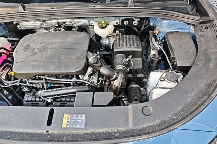 Used Hima H5 2025 Model Range-Extending Max Engine Bay Left