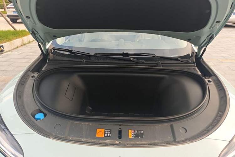 Used Hima H5 2025 Model Pure Electric Max Long Range Engine Bay