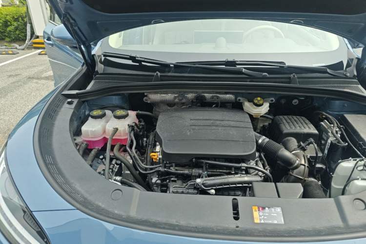 Used Hima H5 2025 Model Range-Extending Max Engine Bay Right