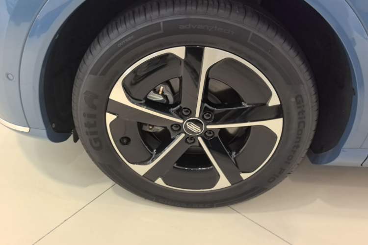 Used Hima H5 2025 Model Range-Extending Max Exterior 4