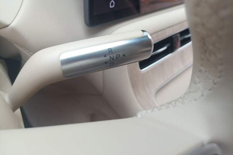 Used Hima H5 2025 Model Pure Electric Max Long Range Gear Lever