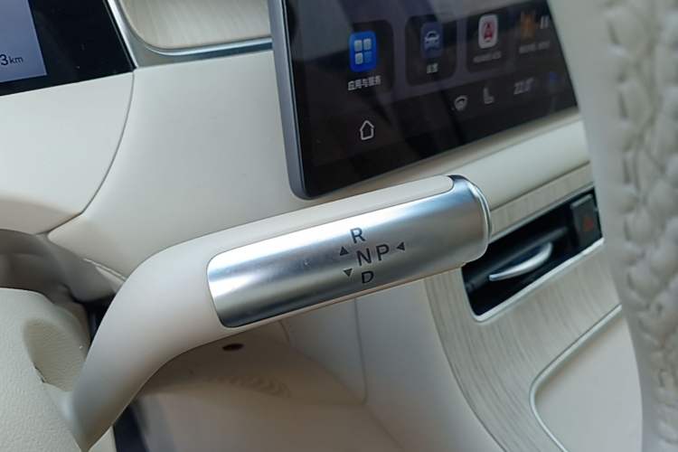 Used Hima H5 2025 Model Pure Electric Max Long Range Gear Lever