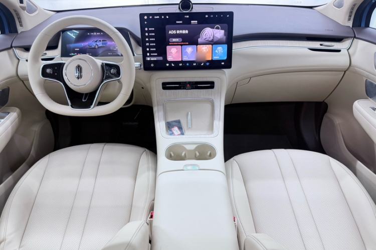 Used Hima H5 2025 Model Range-Extending Max Interior 1