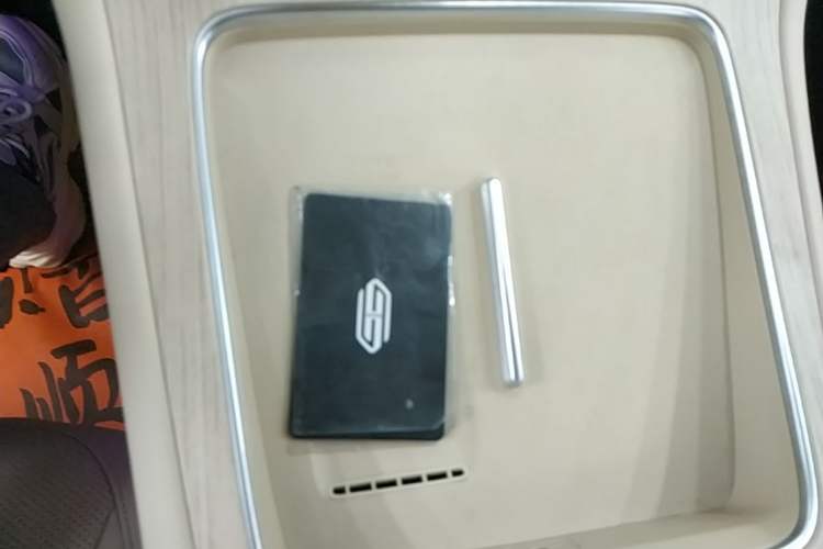 Used Hima H5 2025 Model Range-Extending Max Interior 1