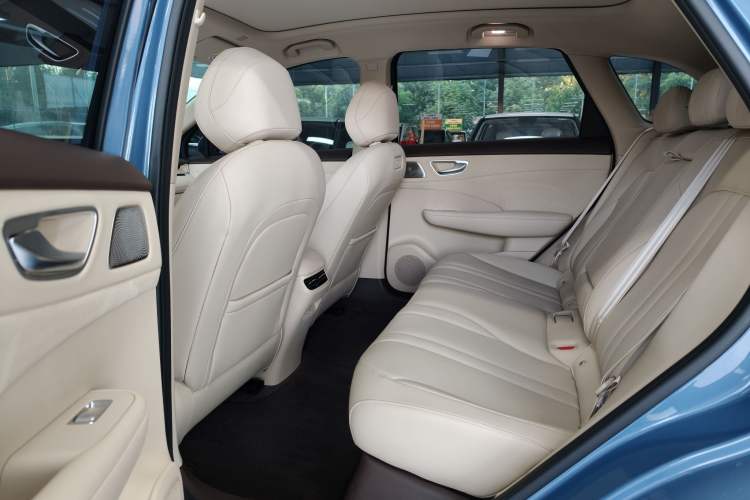 Used Hima H5 2025 Model Range-Extending Max Interior 3