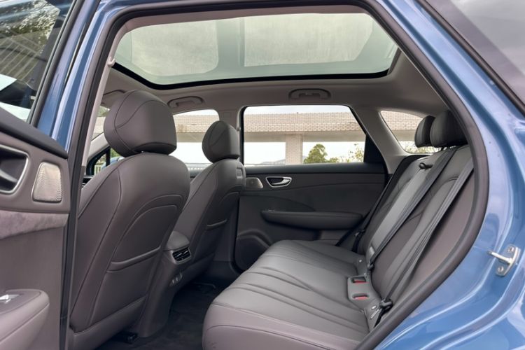 Used Hima H5 2025 Model Range-Extending Max Interior 5