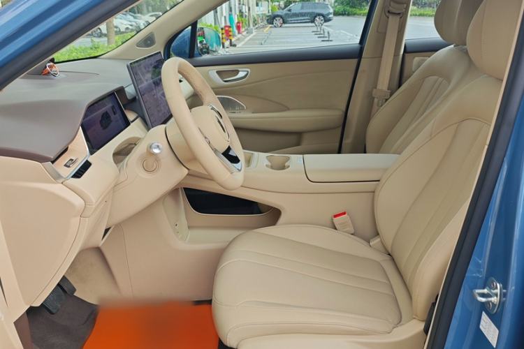Used Hima H5 2025 Model Range-Extending Max Interior 6