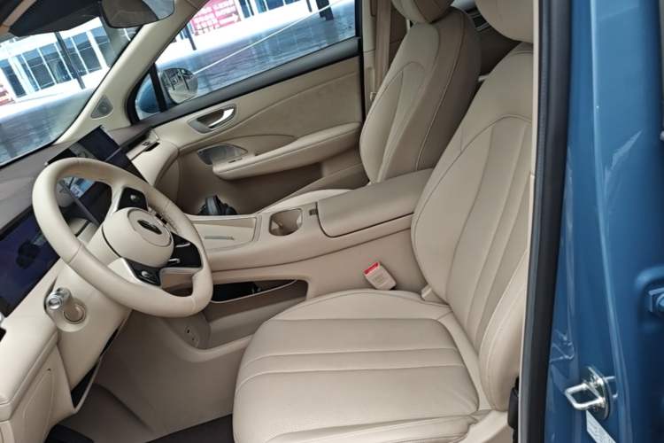 Used Hima H5 2025 Model Range-Extending Max Left Front Seat