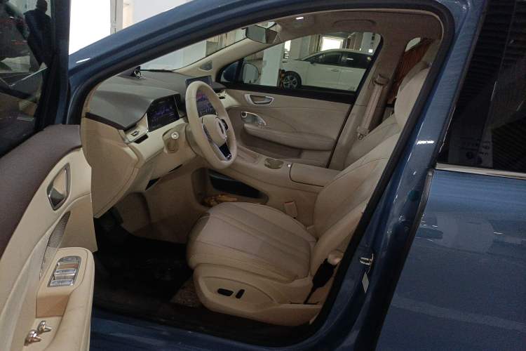 Used Hima H5 2025 Model Pure Electric Max Long Range Left Front Seat