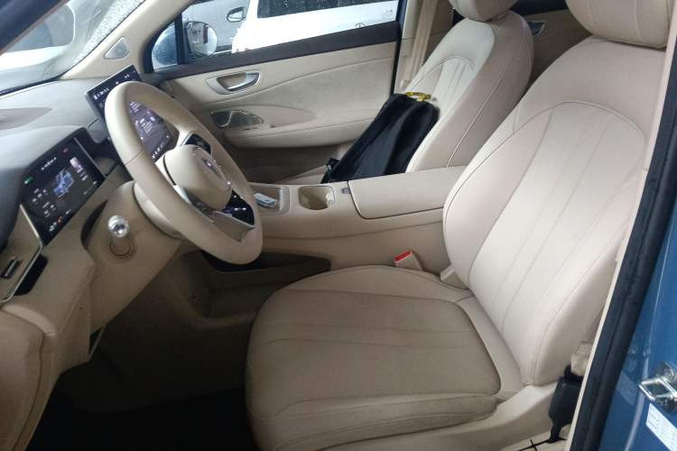 Used Hima H5 2025 Model Range-Extending Max Left Front Seat