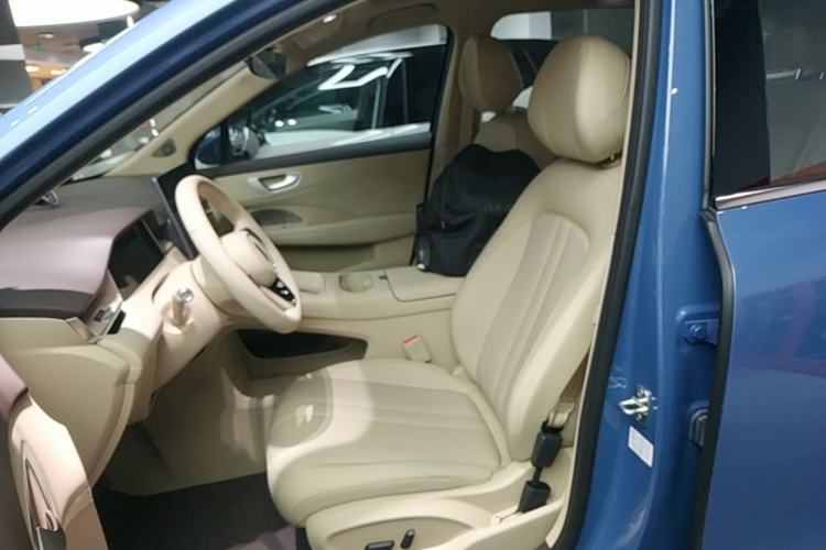 Used Hima H5 2025 Model Pure Electric Max Long Range Left Front Seat