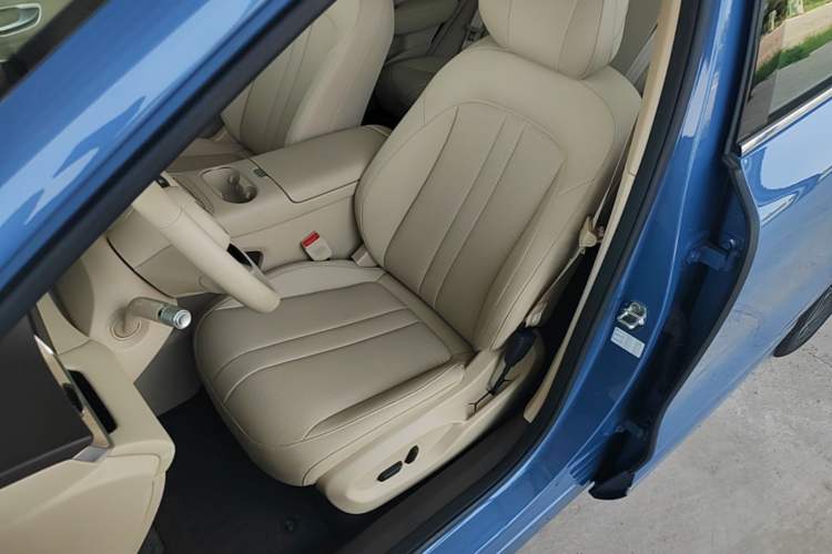 Used Hima H5 2025 Model Range-Extending Max Left Front Seat